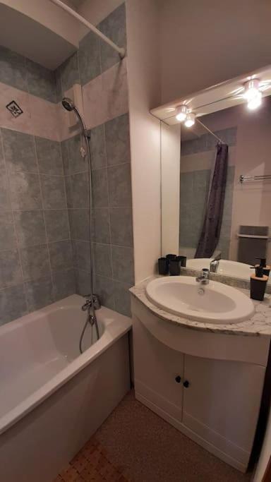 Superbe Appartement La Joue Du Loup Centre, 6 Personnes, Avec Parking Prive Saint-Étienne-en-Dévoluy Екстериор снимка