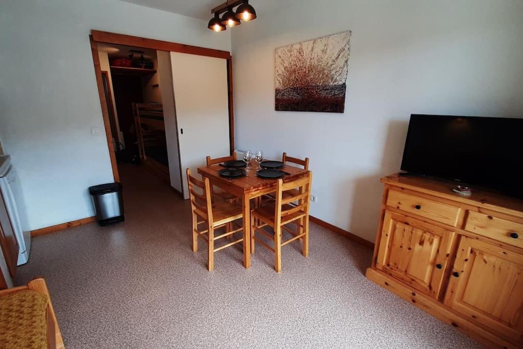 Superbe Appartement La Joue Du Loup Centre, 6 Personnes, Avec Parking Prive Saint-Étienne-en-Dévoluy Екстериор снимка