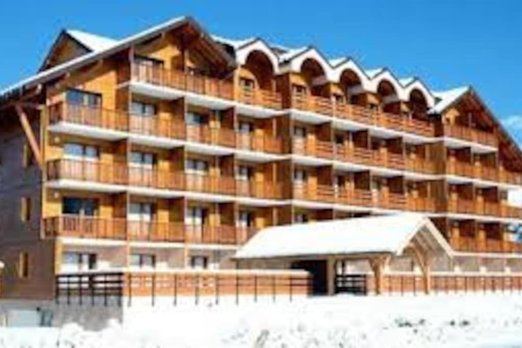 Superbe Appartement La Joue Du Loup Centre, 6 Personnes, Avec Parking Prive Saint-Étienne-en-Dévoluy Екстериор снимка